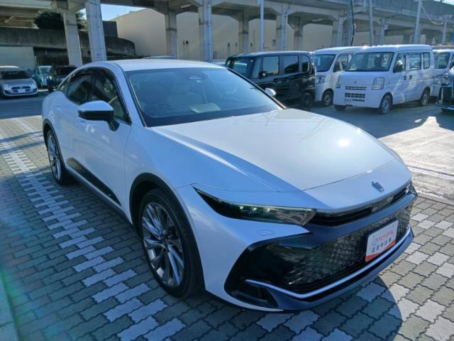 クラウンクロスオーバー2.5 G アドバンスト レザー パッケージ E-Four 4WD