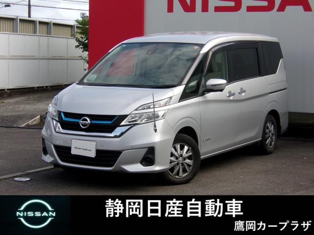 セレナ1.2 e-POWER XV