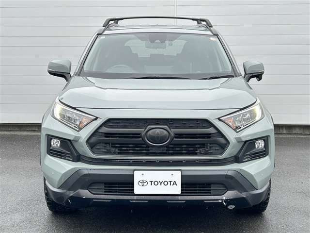 RAV42.0 アドベンチャー 4WD