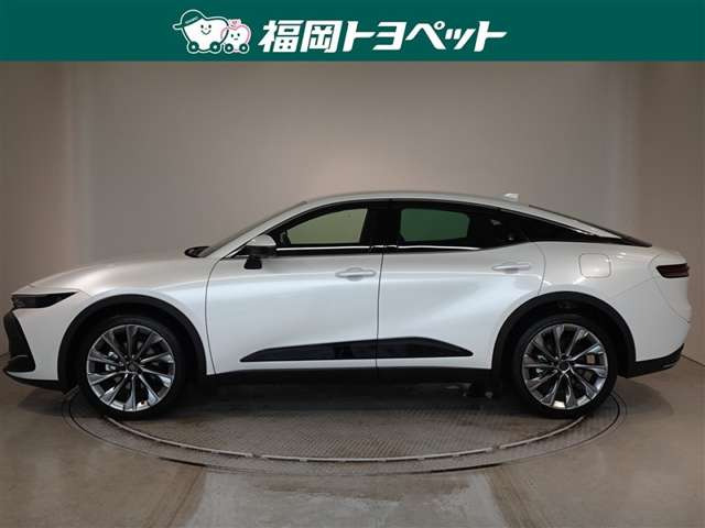 クラウンクロスオーバー2.5 G アドバンスト レザー パッケージ E-Four 4WD