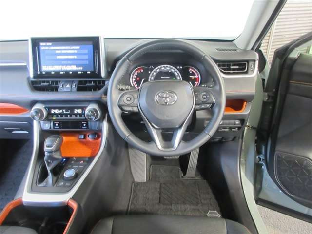 RAV42.0 アドベンチャー 4WD