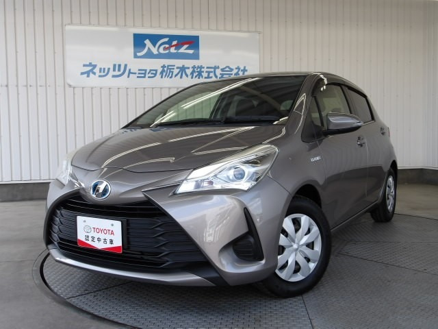 ヴィッツ1.5 ハイブリッド ジュエラ