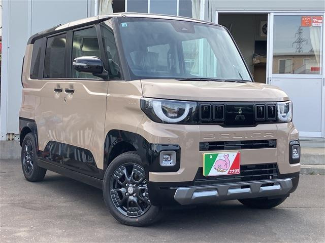 デリカミニG プレミアム 4WD