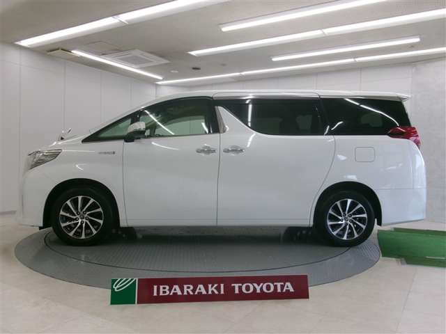 アルファードハイブリッド 2.5 G E-Four 4WD