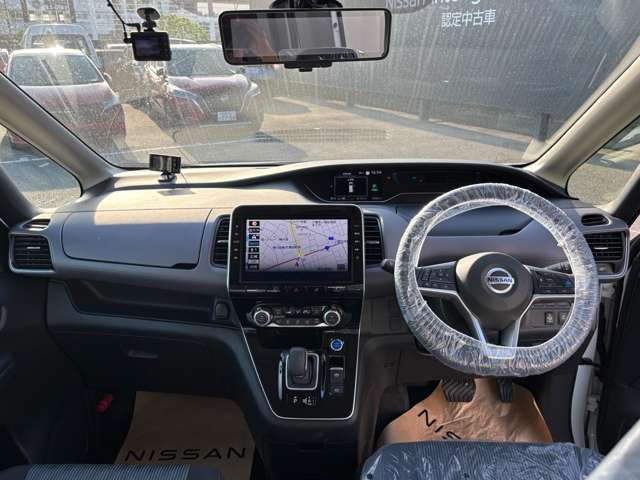 セレナ1.2 e-POWER ハイウェイスターV