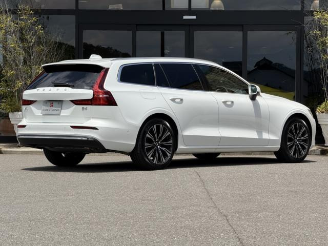 V60ウルトラ B4