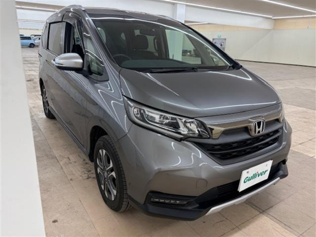 フリード+1.5 クロスター ホンダセンシング