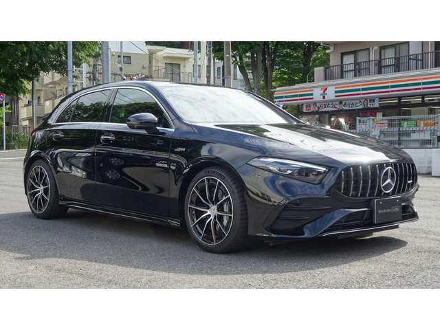 AクラスAMG A35 4マチック 4WD