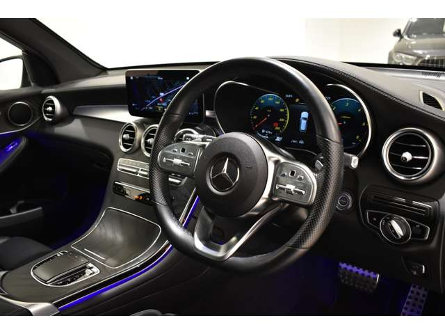 GLC220d 4マチック AMGライン 4WD