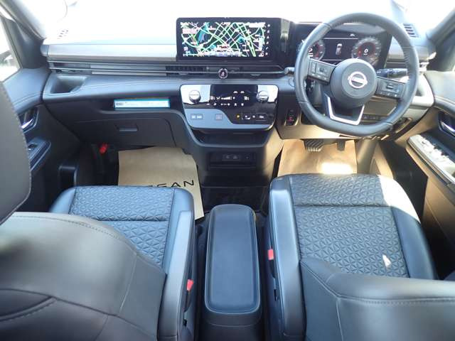 セレナ1.4 e-POWER ハイウェイスターV