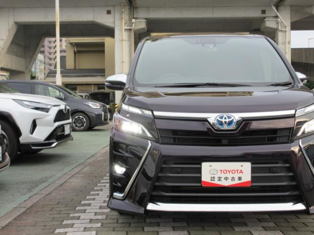 ヴォクシー1.8 ハイブリッド ZS