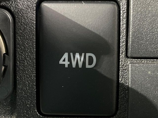 4WD�̂��Ԃł��̂ŁA�ᓹ�ł����S�ł���~��n�n��ɂ��Z�܂��̕��ȊO�ɂ��A�E�B���^�[�X�|�[�c����̕���~��n��֋A�Ȃ����@�������ɂ���������!