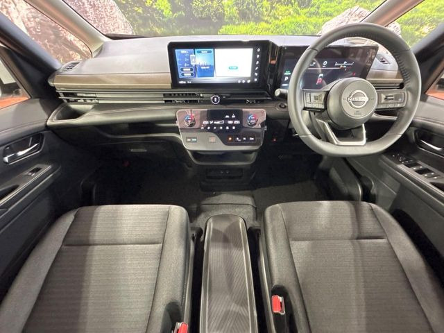 セレナ1.4 e-POWER ハイウェイスターV
