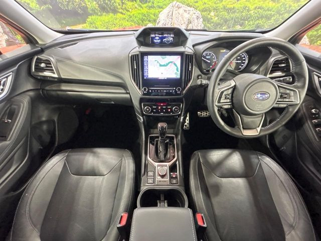フォレスター2.0 アドバンス 4WD
