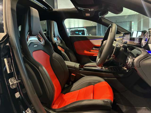 CLAシューティングブレークAMG CLA 45 S 4マチックプラス 4WD