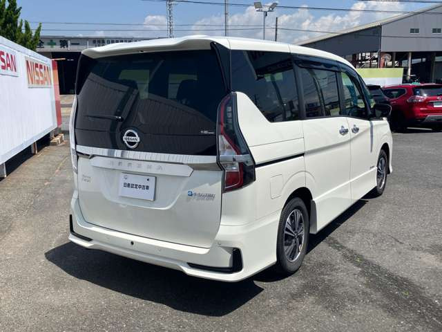 セレナ1.2 e-POWER ハイウェイスターV