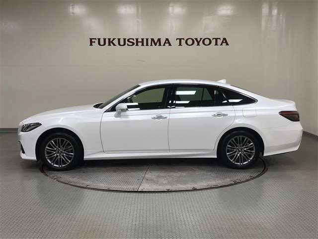クラウンハイブリッド 2.5 S Four 4WD