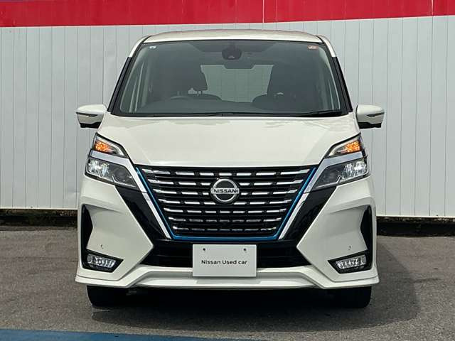 セレナ1.2 e-POWER ハイウェイスターV