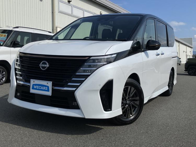 セレナ1.4 e-POWER ハイウェイスターV 90周年記念車