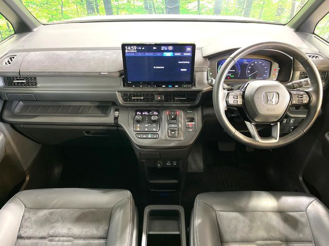 ステップワゴン2.0 e:HEV スパーダ プレミアムライン