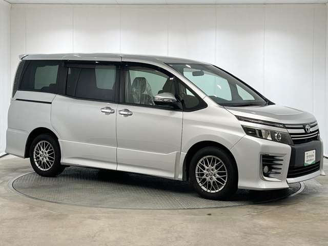 ヴォクシー2.0 ZS