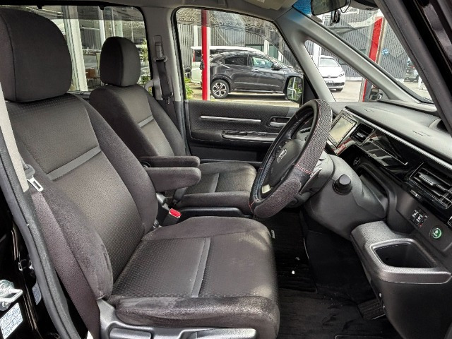 ステップワゴン1.5 スパーダ ホンダ センシング