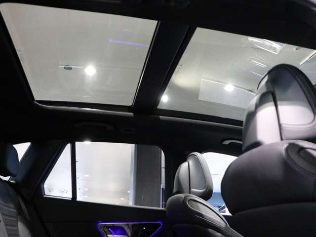 GLC220d 4マチック (ISG) AMGラインパッケージ  4WD