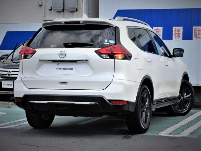 エクストレイル2.0 20Xi