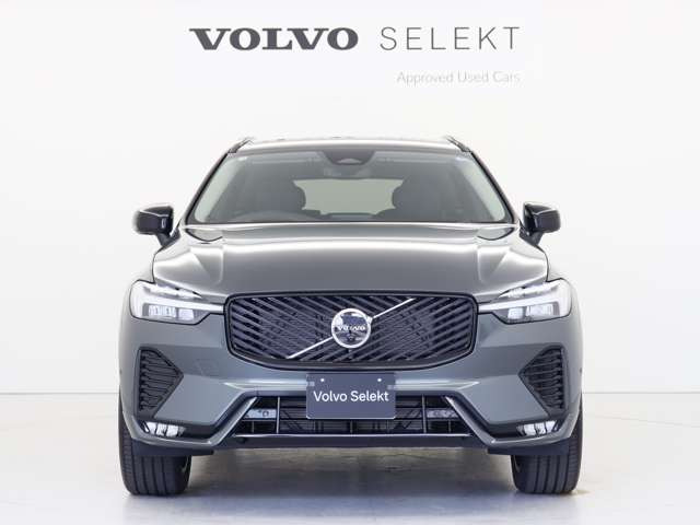 XC60ウルトラ B5 AWD ダークエディション 4WD