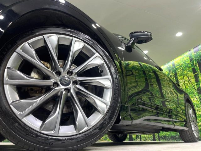 �y����21�C���`�A���~�z�C�[���z�O�ςɃ}�b�`���������A���~�z�C�[���𑕒����Ă���܂��B�e��ЊO�A���~�z�C�[����A�X�^�b�h���X�^�C�����戵�����Ă���܂��B���񂲑��k����������