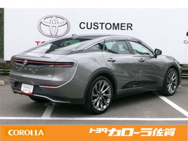 クラウンクロスオーバー2.5 G アドバンスト レザー パッケージ E-Four 4WD