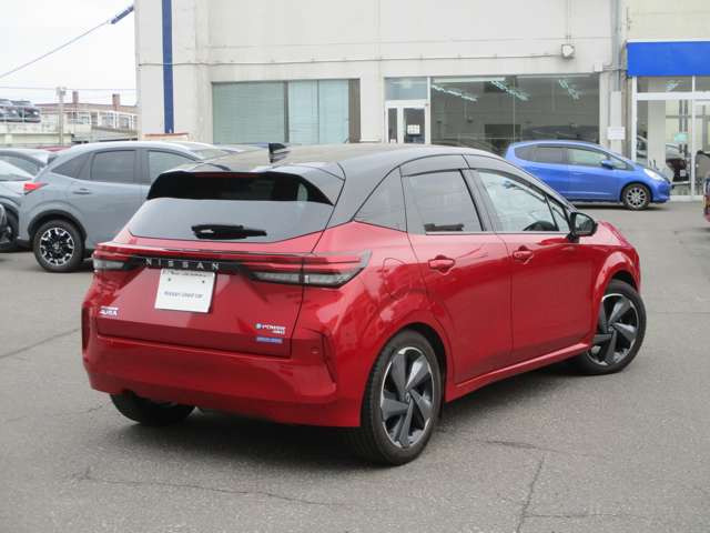 ノートオーラ1.2 G FOUR レザーエディション 4WD
