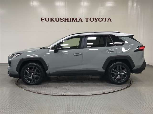 RAV42.0 アドベンチャー 4WD