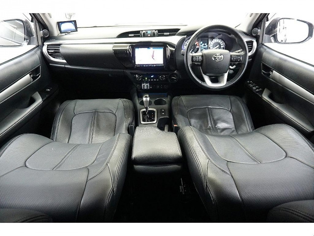 ハイラックス2.4 Z ディーゼル 4WD