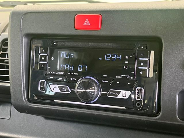 �yCD�I�[�f�B�I�z�������̃X�}�z��MP3�v���C���[�Ƃ̖����ڑ��ŉ��y�Đ����\!�R�[�h�Ōq���킸��킵���������A��y�ɂ��C�ɓ���̉��y���y���߂܂��B