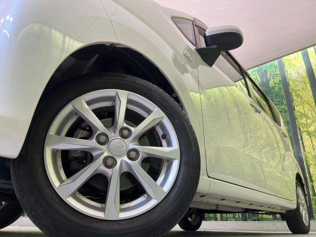 �y����14�C���`�A���~�z�C�[���z�O�ςɃ}�b�`���������A���~�z�C�[���𑕒����Ă���܂��B�e��ЊO�A���~�z�C�[����A�X�^�b�h���X�^�C�����戵�����Ă���܂��B���񂲑��k����������