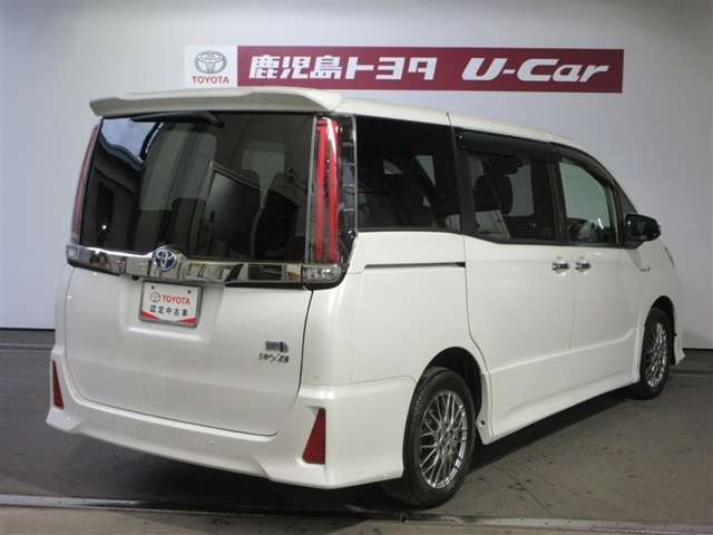 ノア1.8 ハイブリッド Si W×B II