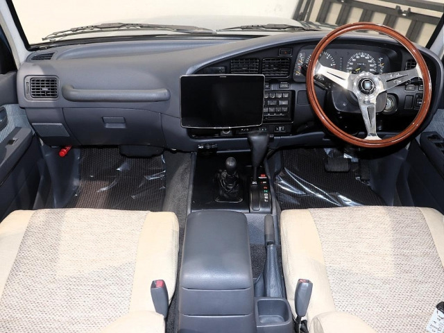 ランドクルーザー804.5 VXリミテッド 4WD