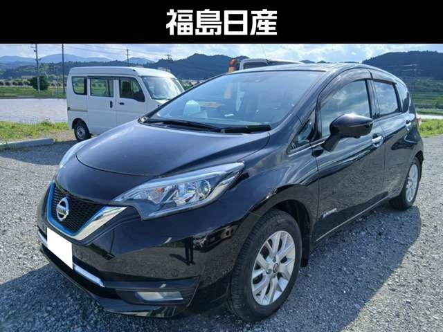 ノート1.2 e-POWER メダリスト FOUR 4WD