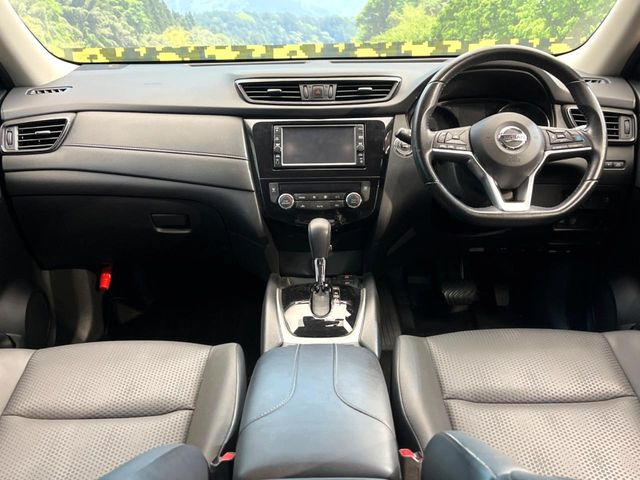 エクストレイル2.0 20Xi