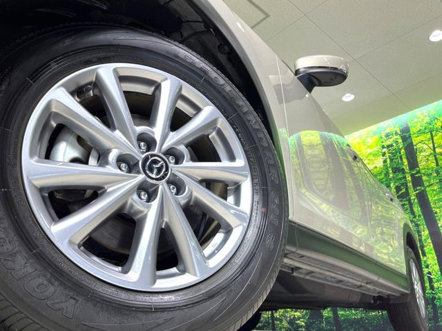 �y����17�C���`�A���~�z�C�[���z�O�ςɃ}�b�`���������A���~�z�C�[���𑕒����Ă���܂��B�e��ЊO�A���~�z�C�[����A�X�^�b�h���X�^�C�����戵�����Ă���܂��B���񂲑��k����������