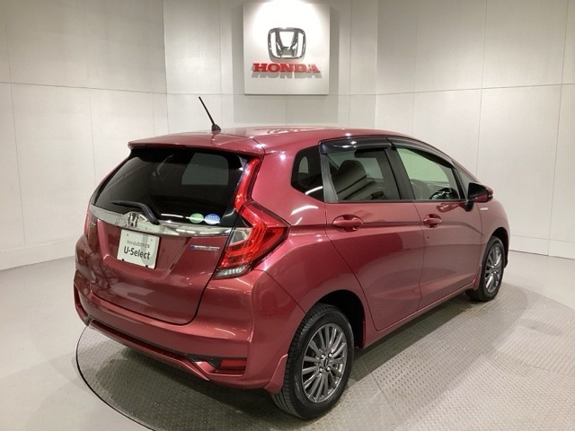 フィット1.5 ハイブリッド L ホンダセンシング 4WD