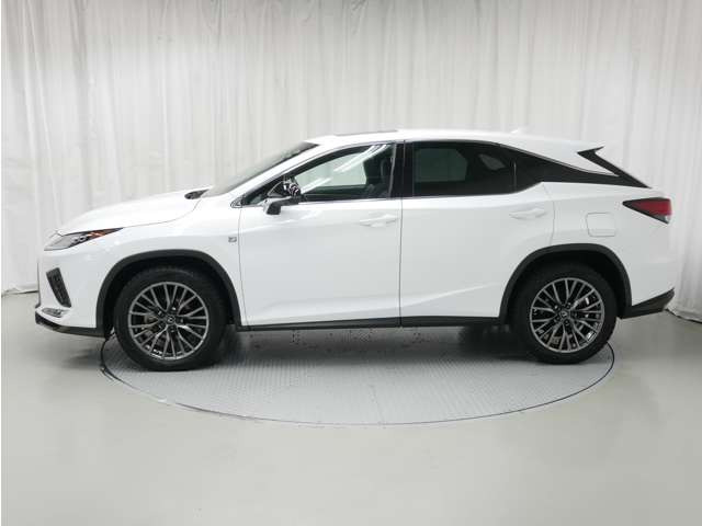 RX300 Fスポーツ 4WD