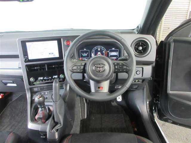 GRヤリス1.6 RZ ハイ パフォーマンス 4WD