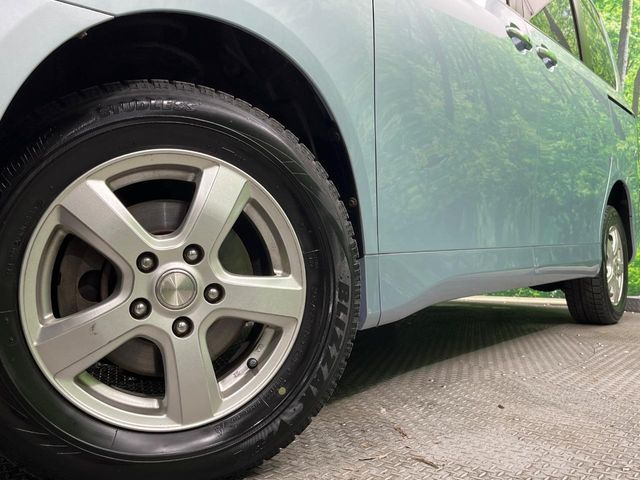 �y15�C���`�A���~�z�C�[���z�O�ςɃ}�b�`�����A���~�z�C�[���𑕒����Ă���܂��B�e��A���~�z�C�[����A�X�^�b�h���X�^�C�����戵�����Ă���܂��B���񂲑��k����������