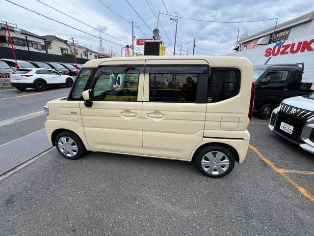 人気のスペーシア新車正規メーカー保証付車両お買得価格で好きな色グレード選べます勿論オプションナビ/ドラレコ/ETCもメーカ直接仕入れでお買い得価格でで取り付け可能お見積り比べて!!