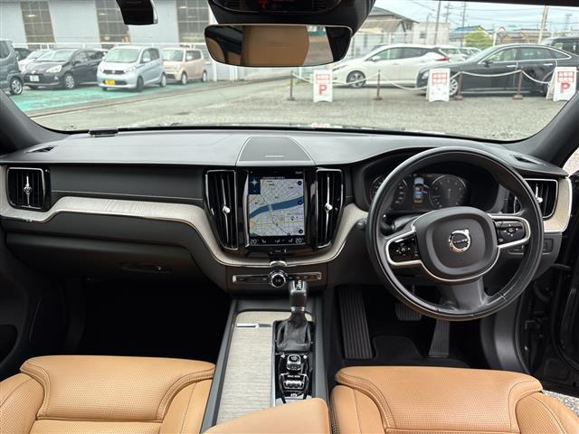 XC60T5 AWD インスクリプション 4WD