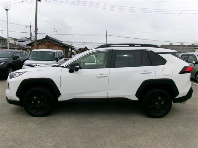 RAV42.0 アドベンチャー オフロードパッケージ II 4WD