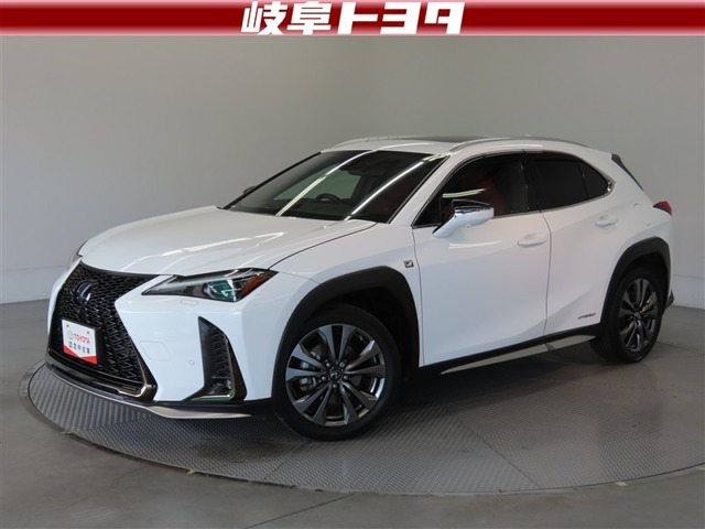 UX250h Fスポーツ 4WD