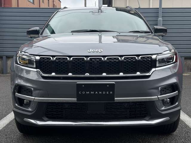 コマンダー2.0 リミテッド ディーゼル 4WD